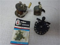 3 SMALL ANTIQUE FISHING REELS