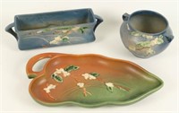 Roseville Pottery Snowberry Two Planters & Tray