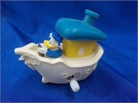 Donald Duck wind up toy 2"