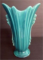 Art Deco Style Vase (Hull?)