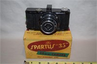 Vtg Spartus 35 35mm Camera w/ F7.7 Achromat Lens