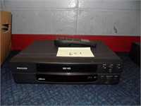VHS vcr with remote
