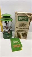 RODDY GAS LANTERN W/ BOX IN EXCELLENT CONDITION