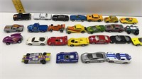 25 PC MISC. DIE CAST & PLASTIC TOY CARS