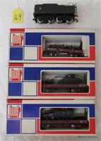 Jouef Freight Cars w/Military Loads, OB