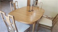 Mid Century Dining Room Table W/4 Chairs & Pad