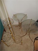 Vtg 25in brass plant stand, accommodates 6.5in plt
