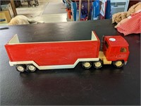 Vintage Buddy-L Truck with display trailer