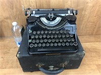 Underwood Universal Typewriter