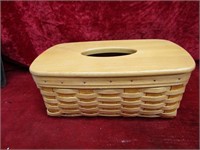 2000 Longaberger basket w/wood lid.