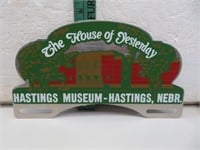 Hastings Museum License Plate Topper 10"