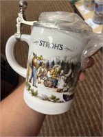 THE STROH'S BREWING COLLECTORS STEIN