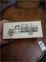 Ertl 1931 Hawkeye crate bank