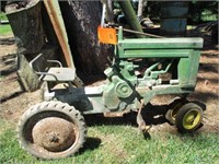 JD Peddle Tractor