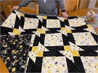 Bee Quilt