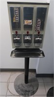 3 Unit Candy Dispenser on Pedestal 17x17x46