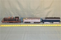 3 Lionel O Scale diesel locomotives: 4304 switcher