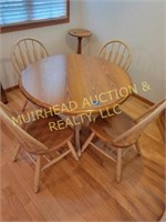 KITCHEN TABLE WITH 4 CHAIRS, 1 LEAF