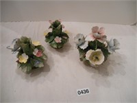 Capodimonte porcelain flower arrangement