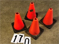 4 Safety cones