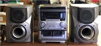 Aiwa Stereo Cassette/C-D player & Speakers