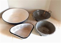 Enamel Basin & Colanders - Vintage/Antique