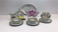 Mixed glassware: cup & saucer sets, spoon rest,