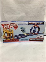 (12x bid) Hotwheels 6.5' Wild Drive Drag Race