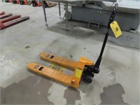 Uline Short/Narrow Pallet Jack Model H-1366