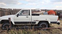 1986 Toyota 4x4/Needs New Engine/As Is