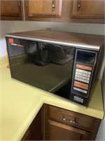 Sharp Carousel microwave