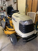 Cub Cadet GT 2542 riding lawn mower with 171