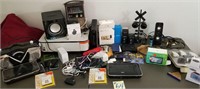 Table Full-Electronics & more-untested