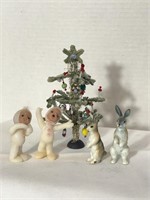 Mini Rabbits, Dolls & Christmas Tree