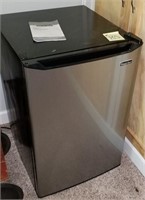 Magic Chef 4.5 Cu. Ft Compact Refrigerator