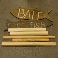 Wooden Fish Signs & Early Maps