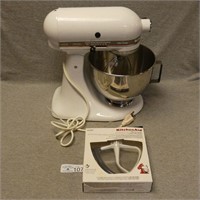 Kitchen Aid Model KSM90 Mixer & Accessory