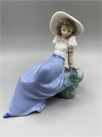 Nao by Lladro #1042 Listening to Birds Song
