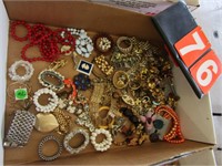 GROUP OF COSTUME JEWELRY