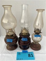 Lot of 3 oil lamps