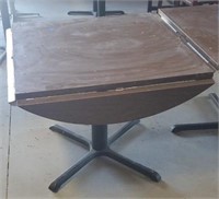 4 person table, sides fold down