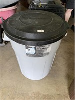 GARBAGE CAN