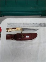 Schrade knife with sheath