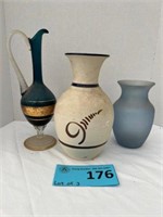 Lot of 3 glass/ceramic vases
