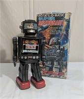 Toy Robot 1960s Vintage Tin Rotate-O-Matic Super