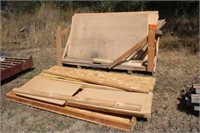 Assort Plywood/Chipboard & Lumber Items
