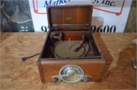 antique Zenith record player/radio