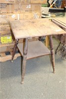 Small Square Oak Table