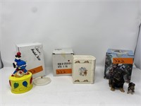 Miscellaneous lot of clown music box, model dogs