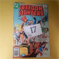 30 CENT COMIC BOOK:  FREEDOM FIGHTERS BY DC